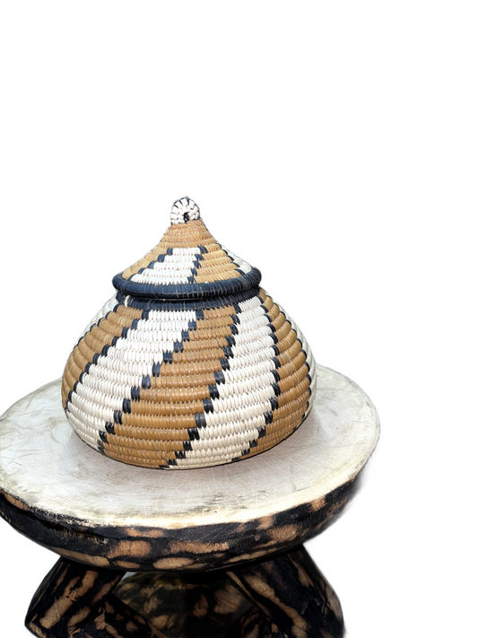 African Zulu Ukhamba Basket
