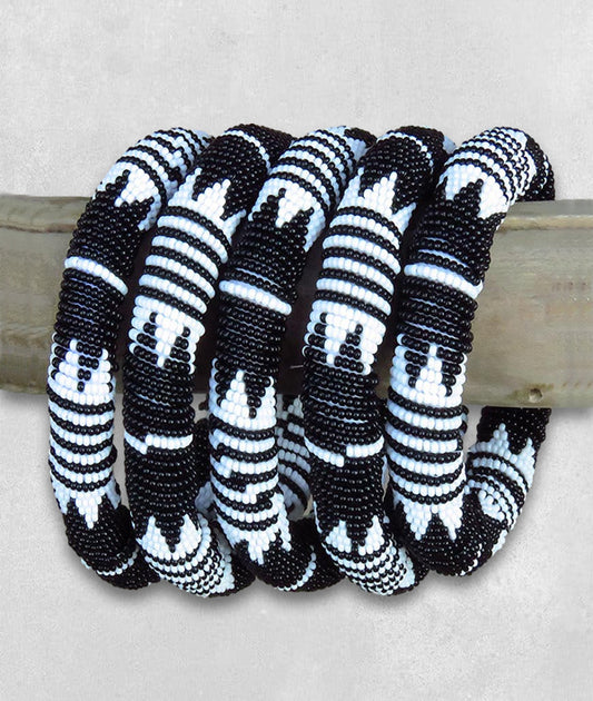 Beaded Bangle Thick Rope Style Black White
